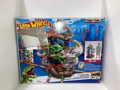 HOT WHEELS ULTIMATE GARAGE PLAYSET