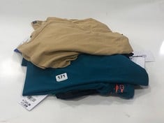 3 X ASSORTED MEN'S CLOTHING TO INCLUDE BERGHAUS MEN'S T-SHIRT - DARK GREEN SIZE XL