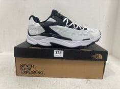 THE NORTH FACE VECTIV TNF WHITE & BLACK TRAINERS IN UK SIZE 11