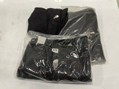 3 X THE NORTH FACE ASSORTED CLOTHING TO INCLUDE THE NORTH FACE MEN'S DENALI VEST IN BLACK SIZE S