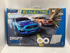 SCALEXTRIC DRIFT 360 EXTREME FORD MUSTANG GT4 V MAXXIS FORD MUSTANG GT4