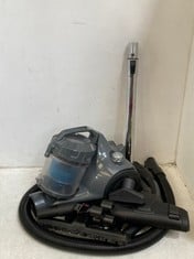 CYLINDER BAGLESS VACUUM CLEANER