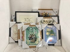 APPROX 11 X ASSORTED JOHN LEWIS PICTURE FRAMES/ART FRAMES TO INCLUDE 4X6 INCH GREEN FRAMED FREE STANDING PICTURE FRAME