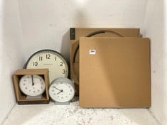 5 X ASSORTED CLOCKS TO INCLUDE NEWGATE MANTEL CLOCK IN GREY