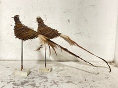 24 X STONE THE CROWS SMALL RATTAN LONG TAIL BIRD - TOTAL RRP £120