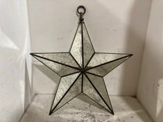 2 X STONE THE CROWS LARGE GLASS STAR LIGHTS (BROKEN GLASS) - HEIGHT 70 CMS - TOTAL RRP £350