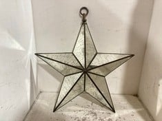 2 X STONE THE CROWS LARGE GLASS STAR LIGHTS (BROKEN GLASS) - HEIGHT 70 CMS - TOTAL RRP £350