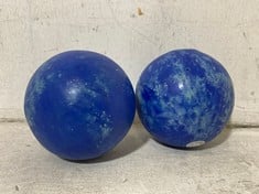 24 X STONE THE CROWS SMALL SPHERE - DIAMETER 7CM - TOTAL RRP £120