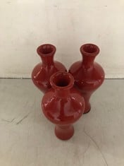 16 X STONE THE CROWS MEDIUM VASE - RED - HEIGHT 18 CMS - TOTAL RRP £144