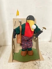 2 X STONE THE CROWS ERNIE - GOLFER - HEIGHT 44CM - TOTAL RRP £120