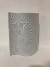 12 X STONE THE CROWS LARGE VASE - WHITE - TOTAL RRP £216