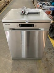 SAMSUNG FREESTANDING FULL SIZE DISHWASHER IN STAINLESS STEEL - MODEL NO. DW60M6050FS - RRP £550 (ZONE 1)