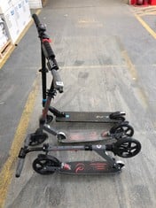 2 X EVO STREET RIDER COMMUTER SCOOTER TO INCLUDE 1 X INDI ELECTRIC SCOOTER IN BLACK (COLLECTION ONLY) (ZONE 2)