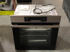 HISENSE BUILT IN SINGLE OVEN IN STAINLESS STEEL - MODEL NO. BI62212AXUK - RRP £199 (ZONE 1)