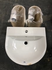 2 X CONNECT AIR BASIN IN WHITE 50 X 46CM - ITEM NO. E138701 TO INCLUDE ISARCA LARGE SEMI-PED - TOTAL LOT RRP £540 (ZONE 3)