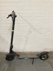 REID E4 PLUS ELECTRIC SCOOTER IN MATT BLACK - RRP £479 (ZONE 1) (COLLECTION ONLY)