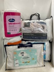 APPROX 5 X ASSORTED BEDDING TO INCLUDE SILENTNIGHT WARM & COSY DOUBLE DUVET 15 TOG