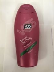 36 X VO5 REVIVE ME DAILY SHAMPOO INFUSED WITH 5 VITAL OILS 400ML.