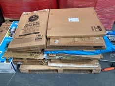 PALLET OF ASSORTED BABY GATES TO INCLUDE LINDAM EASY FIT PLUS DELUXE NO DRILL PRESSURE FIT SAFETY GATE (KERBSIDE PALLET DELIVERY)