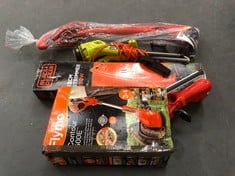 3 X GARDEN ITEMS TO INCLUDE BLACK AND DECKER 23CM STRIMMER 250W