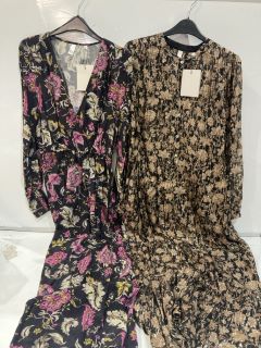 QTY OF ASSORTED JOHN LEWIS CLOTHING TO INCLUDE SHORT FRILL DRESS BLACK/WHITE SIZE 16