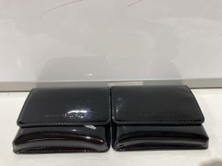 2 X MARC JACOBS BEAUTY MAKEUP TO INCLUDE BAG