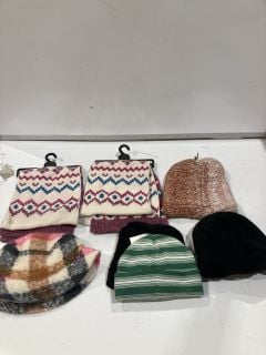 QTY OF ASSORTED CLOTHING INCLUDING JOHN LEWIS ANIMAL TRAPPER HAT 6-8 YEARS OLIVE TOTAL RRP £131