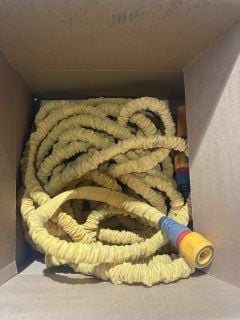 BOX OF ASSORTED ITEMS TO INCLUDE HOZELOCK AQUA STOP HOSE