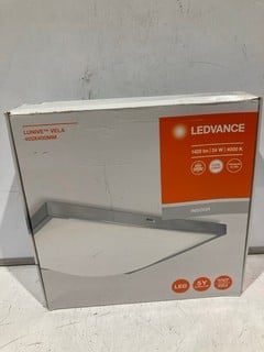 1 X LEDAVANCE CEILING LIGHT