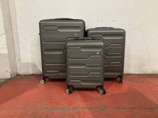 1 X CABIN LUGGAGE 3 PACK GREY