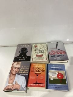 BOX OF ASSORTED BOOKS TO INCLUDE A VISIBLE MAN AND BLOOD ORANGE