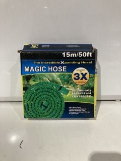 BOX OF ASSORTED ITEMS TO INCLUDE GARDENA SPOOL COVER, 15 METER GARDEN HOSE