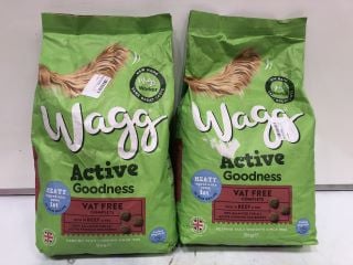 BOX OF ASSORTED PET ITEMS TO INCLUDE WAGG WORKER BEEF DOG FOOD 5KG BBE 09/24