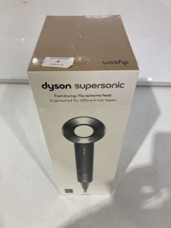 DYSON SUPERSONIC HAIRDRYER WITH ATTACHMENTS RRP £259.99