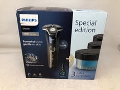 PHILIPS SHAVER SERIES 5000 - WET & DRY MEN'S ELECTRIC SHAVER WITH SKINIQ TECHNOLOGY, POP-UP TRIMMER, TRAVEL CASE AND 4 X QUICK CLEAN CARTRIDGES WITH 1 X QUICK CLEAN POD (MODEL S5885/69).: LOCATION -