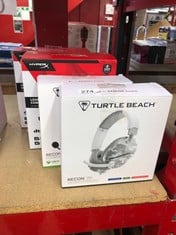 QUANTITY OF TECH & GAMING ITEMS TO INCLUDE TURTLE BEACH RECON 70 CAMO WHITE GAMING HEADSET FOR XBOX SERIES X|S, XBOX ONE, PS5, PS4, NINTENDO SWITCH & PC: LOCATION - D RACK