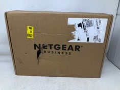 NETGEAR POE SWITCH 24 PORT GIGABIT ETHERNET UNMANAGED NETWORK SWITCH (GS324P) - WITH 16 X POE+ @ 190W, DESKTOP OR RACKMOUNT.: LOCATION - TOP 50 RACK