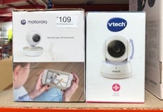 QUANTITY OF BABY & TODDLER ITEMS TO INCLUDE MOTOROLA NURSERY BABY MONITOR WITH CAMERA - NANNY CAM VM50G - BABY CAMERA WITH COLOR DISPLAY, TWO-WAY COMMUNICATION, AND INFRARED NIGHT VISION - 300M RANGE