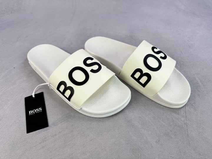 Hugo Boss White/Black Sliders With Tag - Size 43/9 (VAT ONLY PAYABLE ON BUYERS PREMIUM)