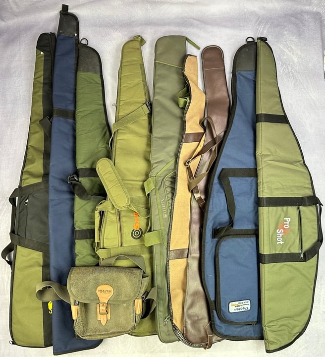 Various Rifle Gun Slips/Bags Including beretta And Jack Pyke Shotgun Cartridge Bag (VAT ONLY PAYABLE ON BUYERS PREMIUM)