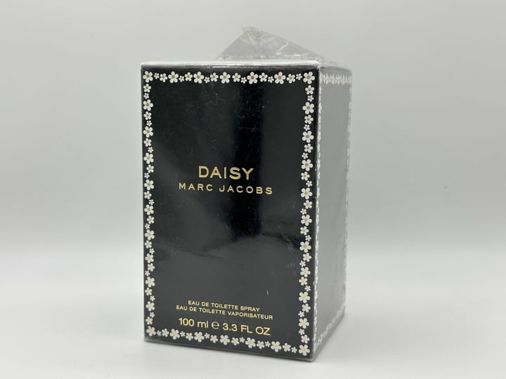 Marc Jacobs 'Daisy' Sealed 100Ml Eau De Toilette (MPSE54562151) (VAT ONLY PAYABLE ON BUYERS PREMIUM)