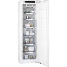 AEG TALL INTEGRATED LARDER FRIDGE IN WHITE - MODEL NO. 7ABK818E6NC - RRP £930