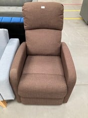 SELF RECLINING ARMCHAIR WITH BROWN SELF-HELP (PART OF THE CHARGER IS MISSING).