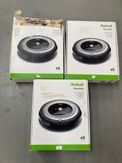 3 X ROBOT HOOVER ROOMBA MODEL E5154 BLACK (BROKEN OR INCOMPLETE).