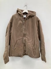 BROWN BDG COAT SIZE L (TOTAL P.V.P 115€) - LOCATION 18A.