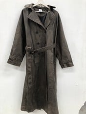 LIGHT BEFORE DARK TRENCH COAT BROWN COLOUR SIZE XS (TOTAL P.V.P 115€) - LOCATION 6A.