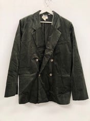 CORDUROY JACKET MAEVE GREEN COLOUR SIZE 40 (TOTAL P.V.P 140€) - LOCATION 2A.