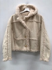 BEIGE DESIGNER JACKET SIZE S (TOTAL P.V.P 99€) - LOCATION 19A.