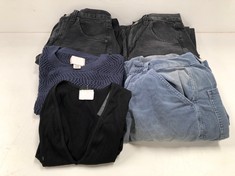 5 X BDG GARMENT VARIOUS MODELS AND SIZES INCLUDING SHORT T-SHIRT SIZE L (TOTAL P.V.P 304€) - LOCATION 20A.