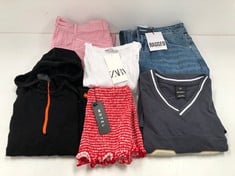 6 X GARMENTS VARIOUS BRANDS AND SIZES INCLUDING ZARA T-SHIRT SIZE S (TOTAL P.V.P 333€) - LOCATION 12A.